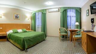 Гостиница Кремлевский Суздаль Улучшенный двухместный номер с 1 кроватью или 2 отдельными кроватями - Корпус «Белокаменный»-5