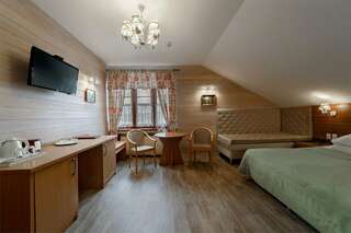 Гостиница Кремлёвский Суздаль УЛУЧШЕННЫЙ СТАНДАРТ В КЕДРОВОМ ТЕРЕМЕ-1