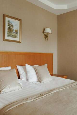 Гостиница Кремлёвский Суздаль СТАНДАРТ С ВИДОМ НА КРЕМЛЬ-2